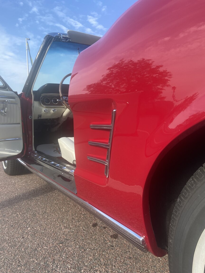 Exteriörbild på 1966 Ford Mustang Convertible