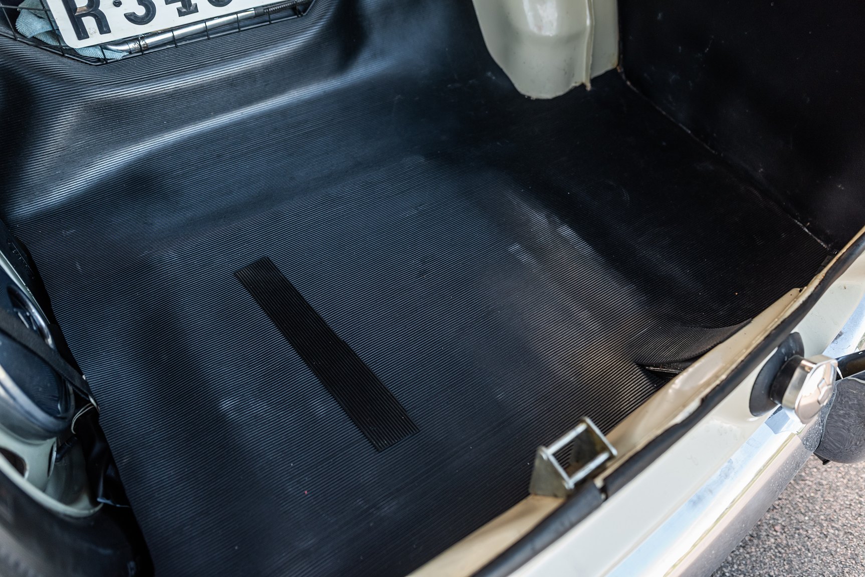 Interior image of 1969 Volvo Amazon 121 P130