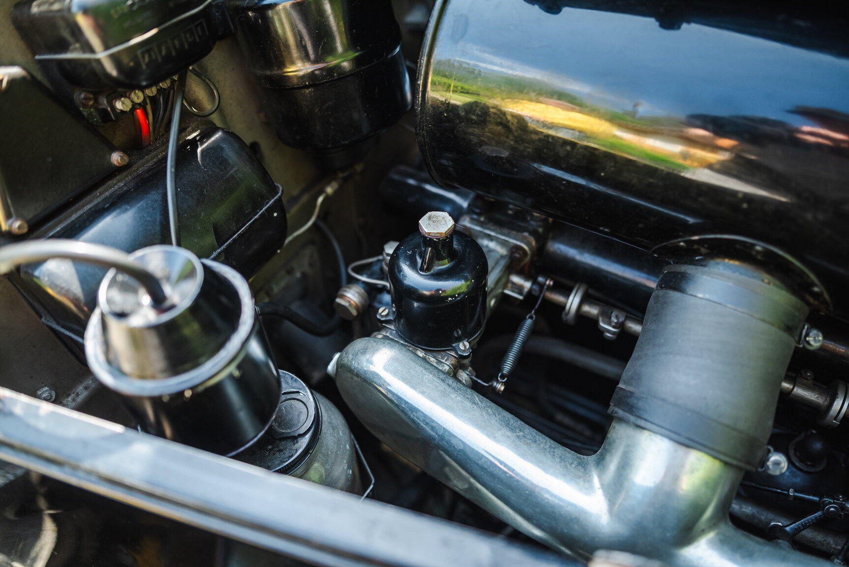 Image of 1950 Bentley 4 1/4 Litre mechanics