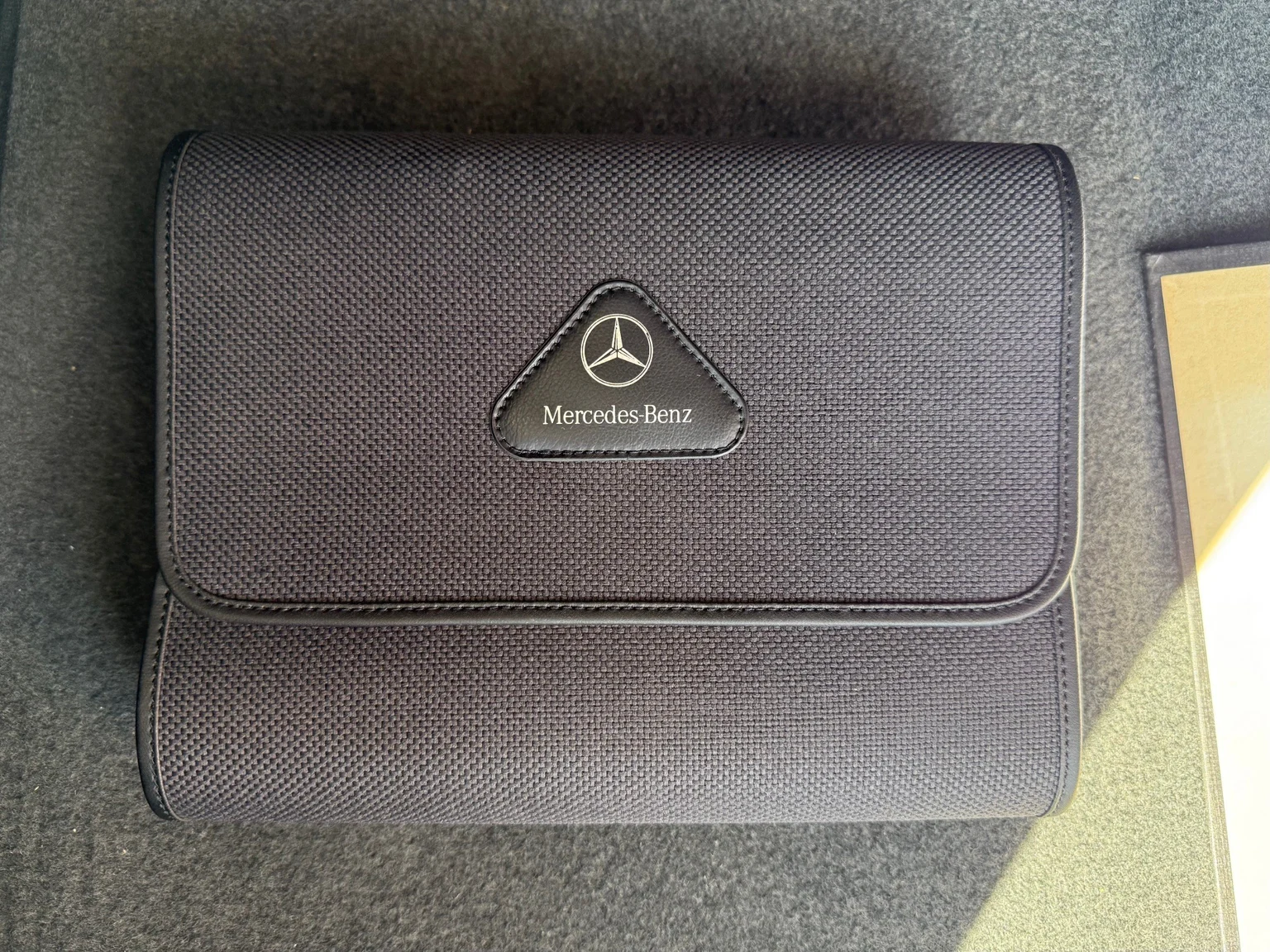 Dokumentation, 1997 Mercedes-Benz E 290 TD (1)