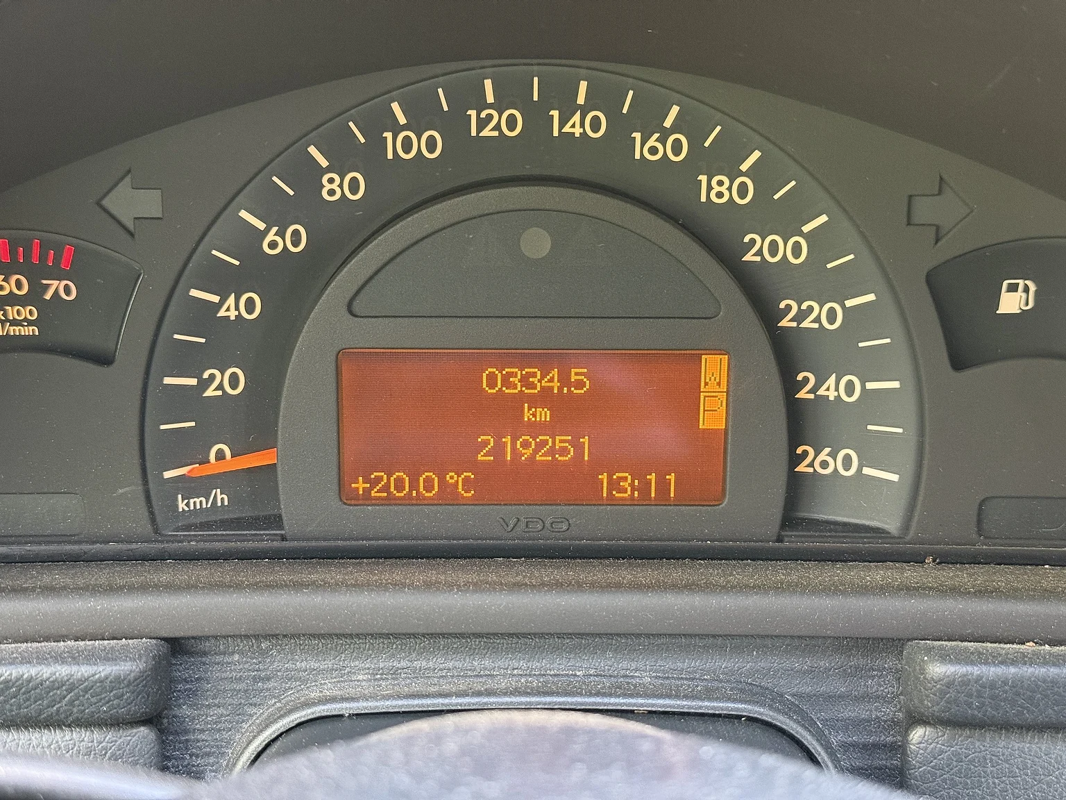 Innenraumfoto von 2002 Mercedes-Benz C 320 T (5)