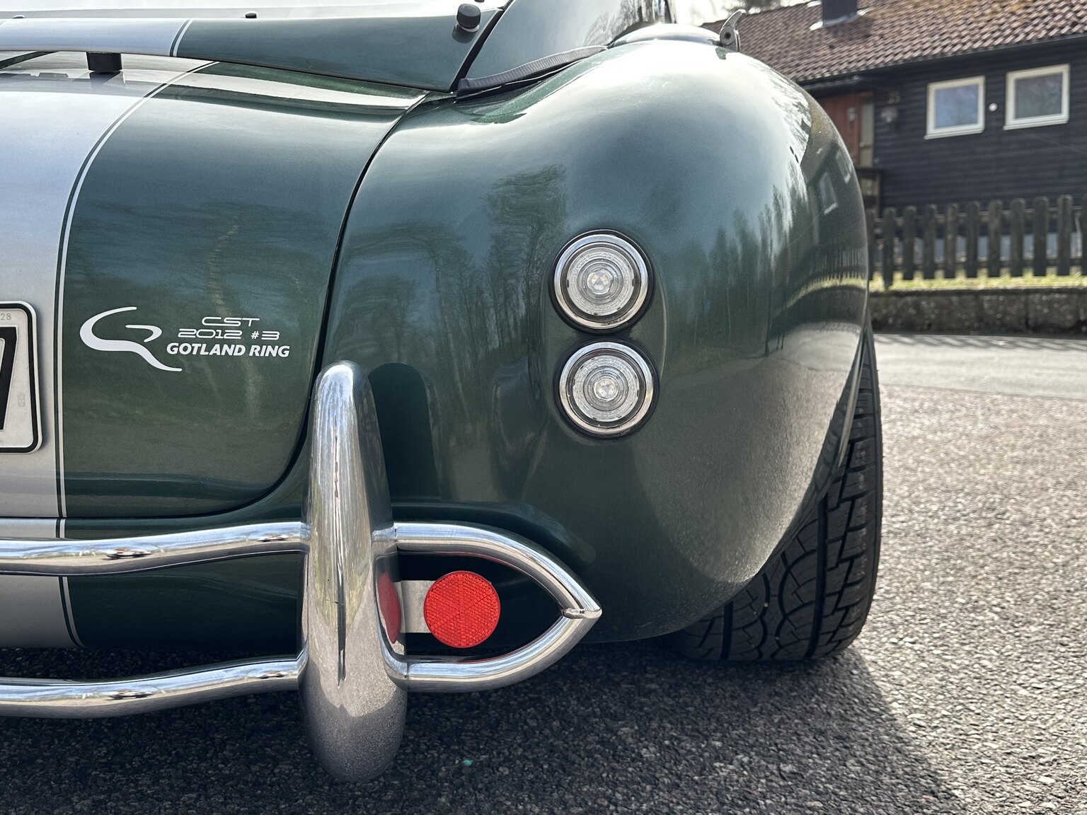 Exteriörbild på 2008 AC Cobra replica