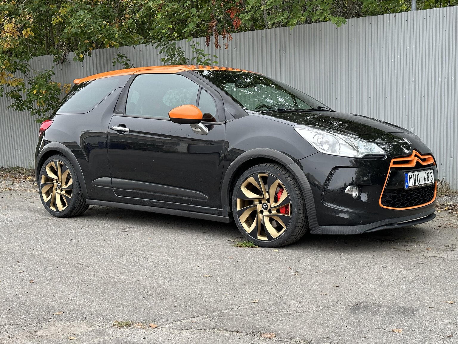 Exterior image of 2012 Citroen DS3 Racing  (6)