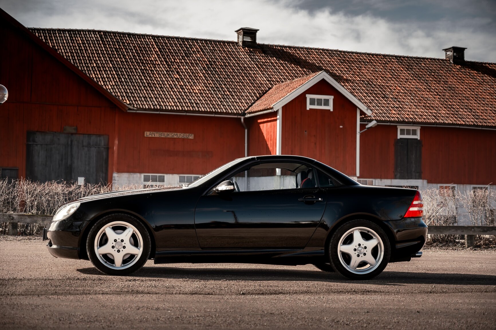 Exteriörbild på 2001 Mercedes-Benz SLK 320