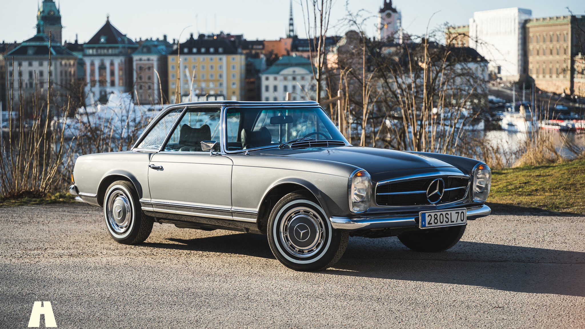 Exteriörbild på 1970 Mercedes 280 SL Pagoda (7)