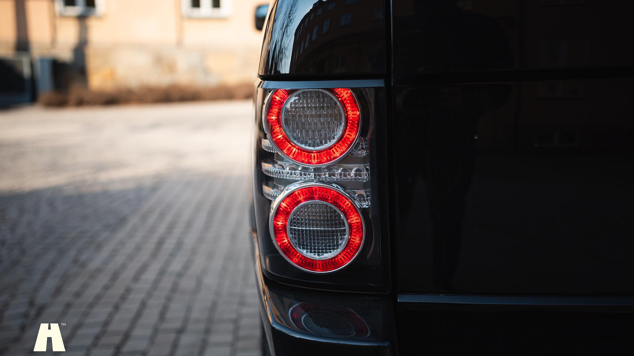 Exterior image of 2012 Land Rover Range Rover Westminster TDV8 (L322)