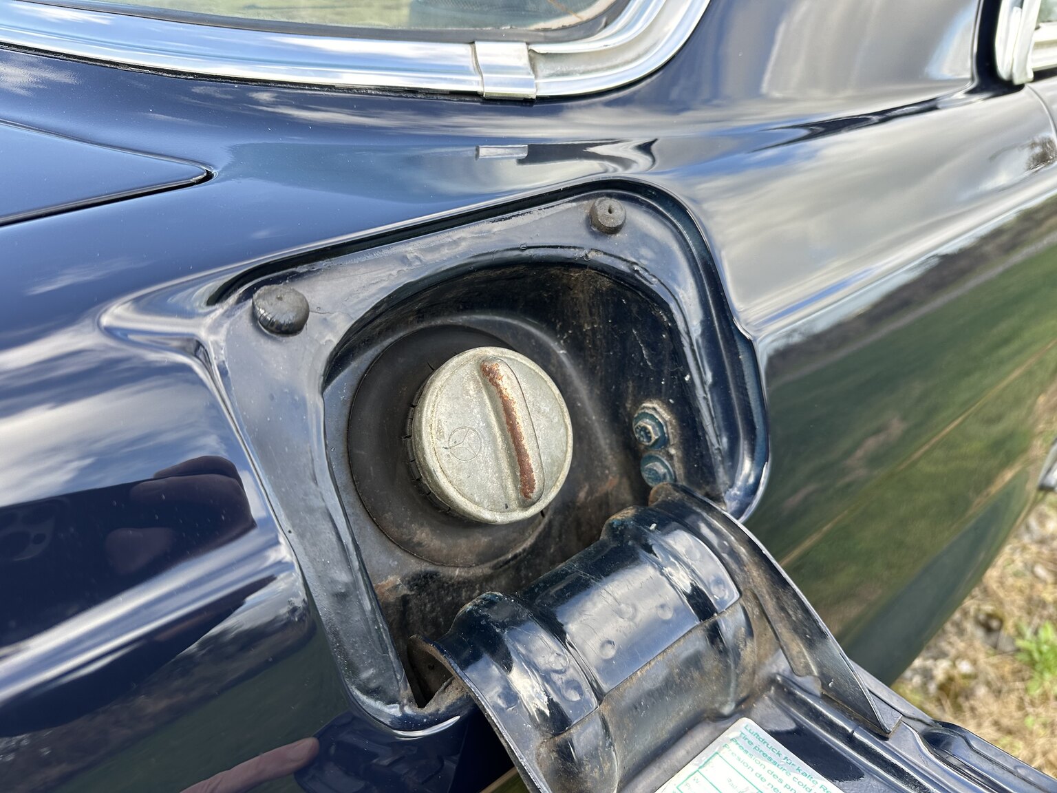 Exteriörbild på 1975 Mercedes-Benz 450 SEL 6.9 Bepansrad 