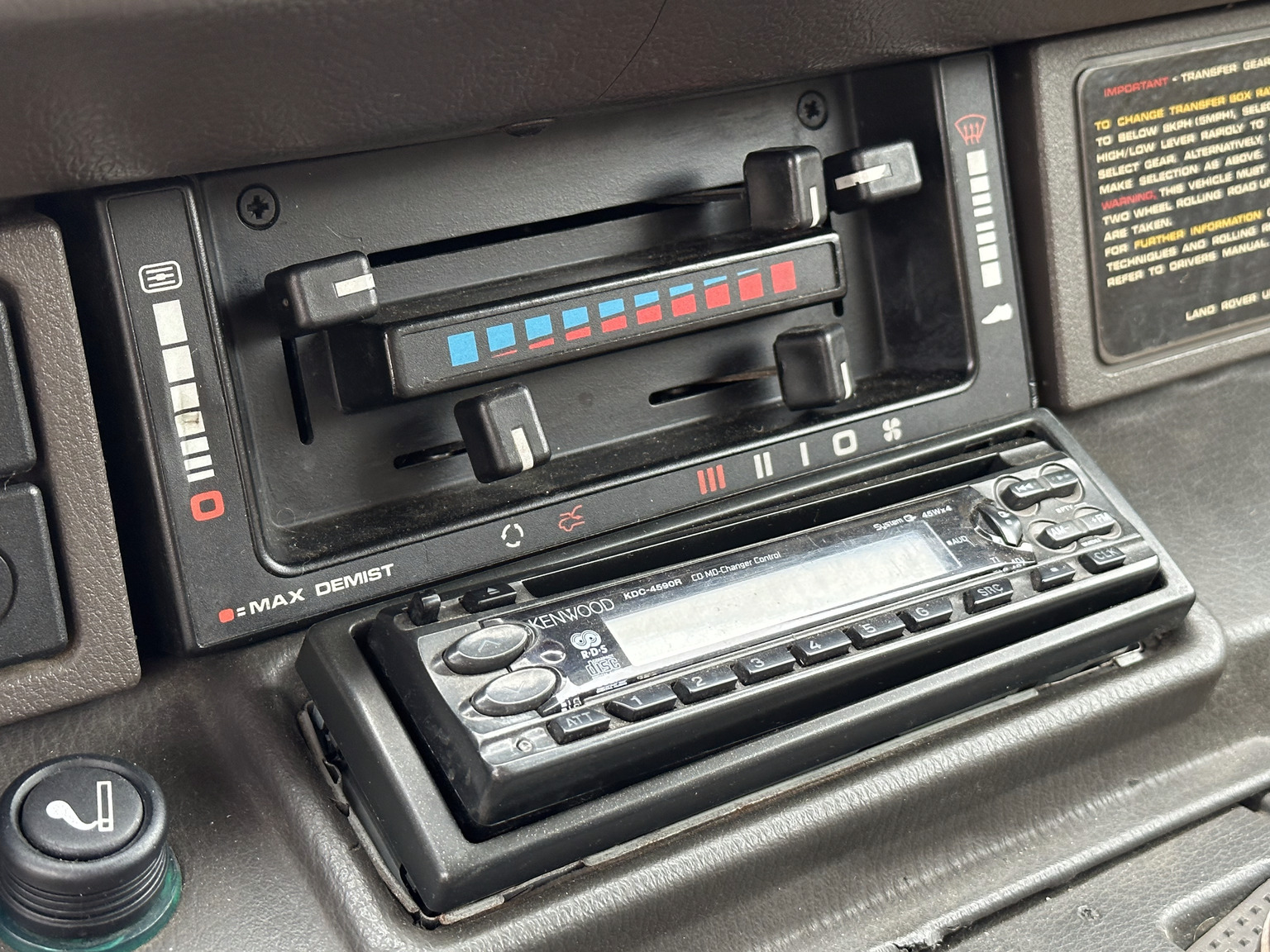 Interior image of 1990 Range Rover Classic