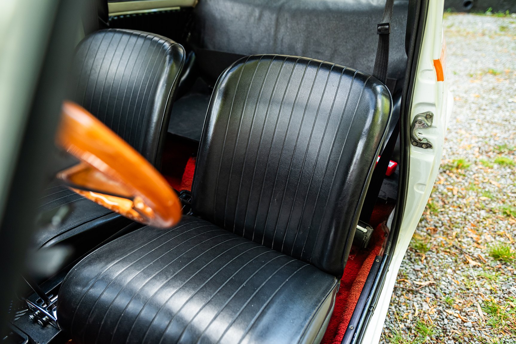 Interior image of 1971 FIAT 500 "Superiore"