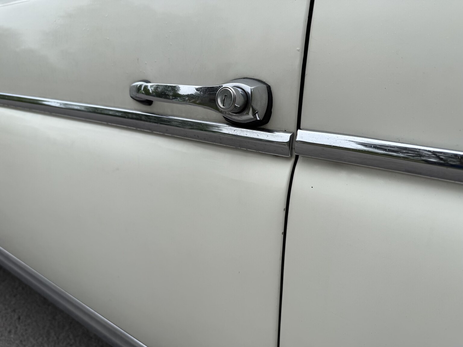 Aussenfoto 1963 Mercedes-Benz 220 SE