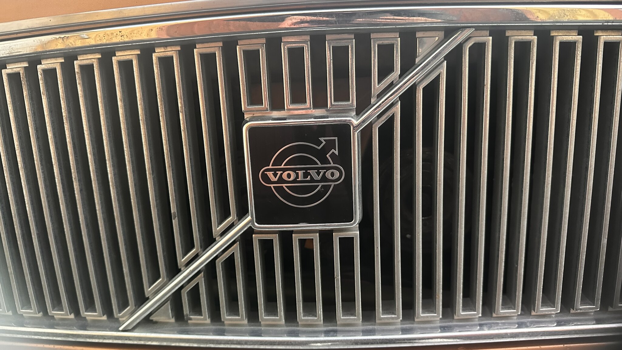 Exteriörbild på 1981 Volvo 244 GLE D6