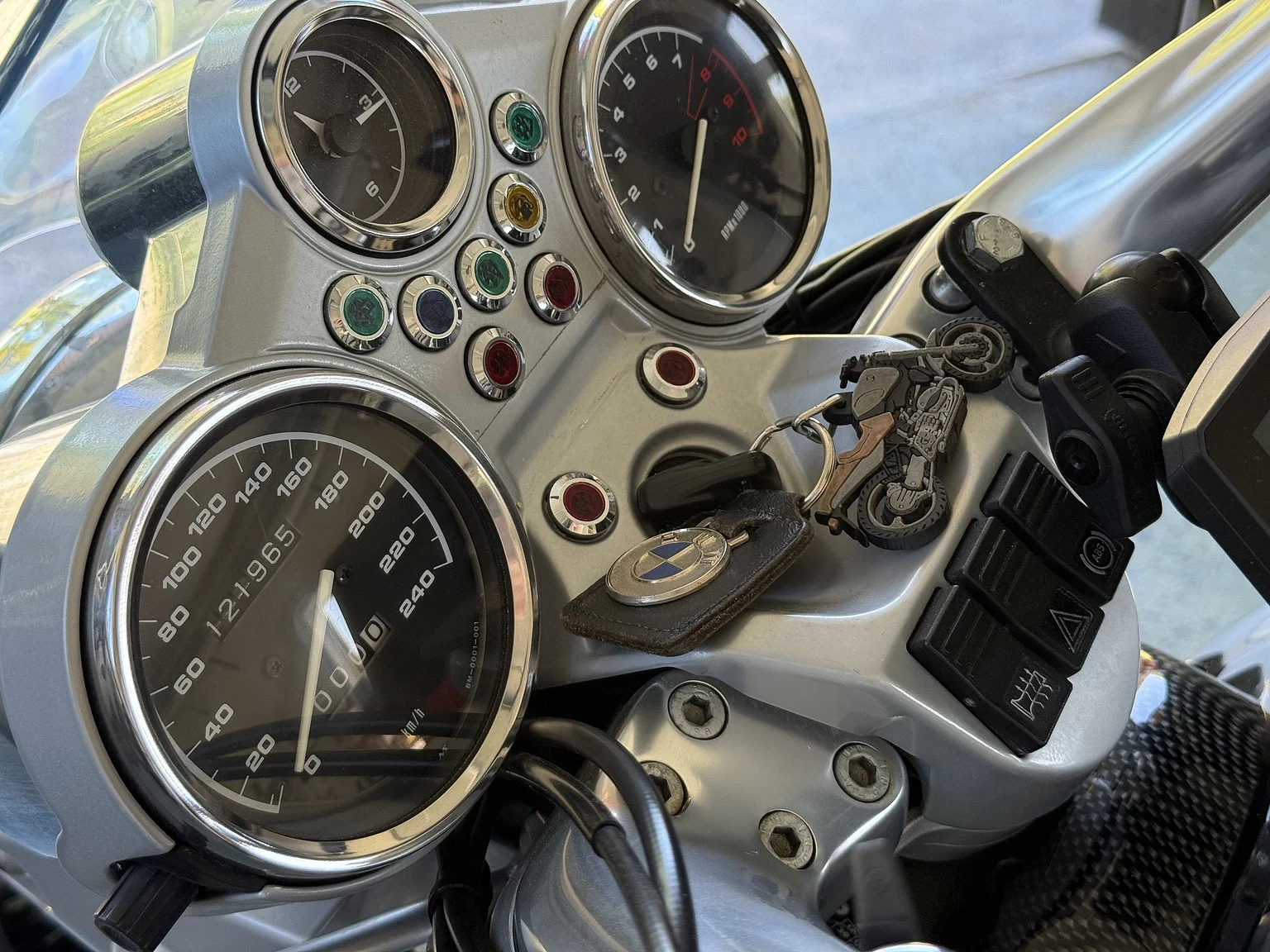 Exteriörbild på 1999 BMW Motorrad R 1100 R (47)