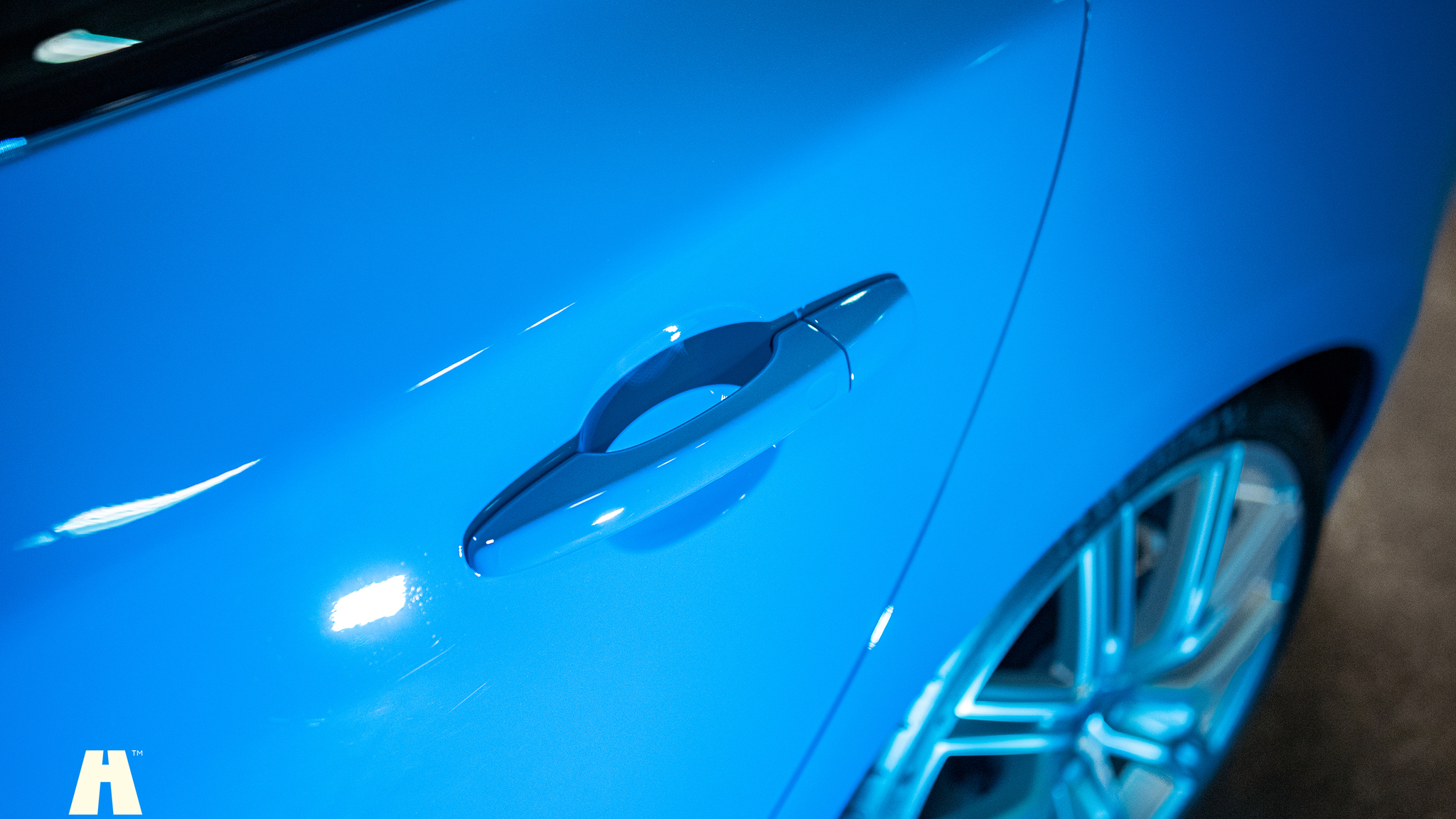 Exterior image of 2017 Volvo V60 Polestar T6