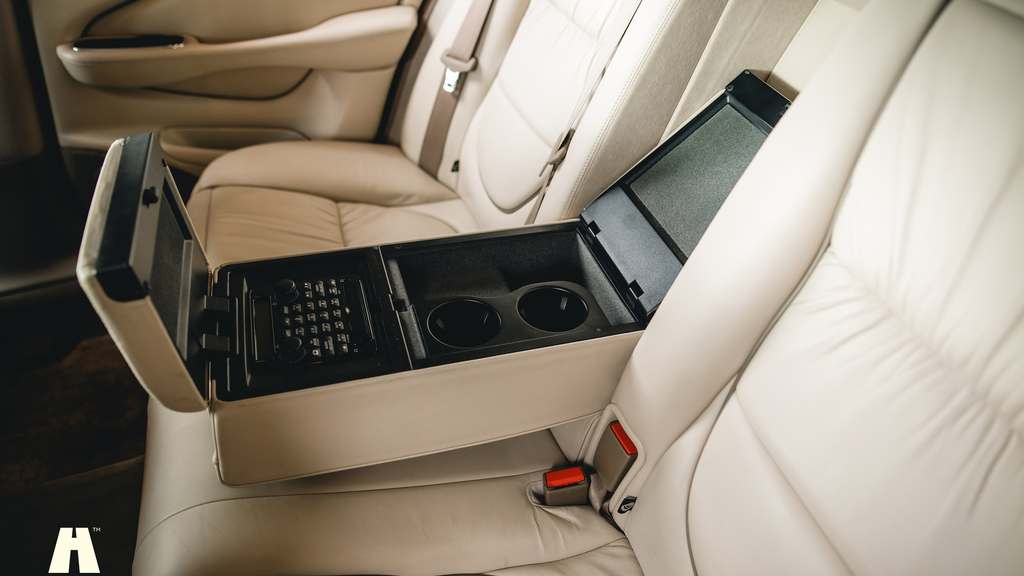 Innenraumfoto von 2003 Jaguar XJ Super V8