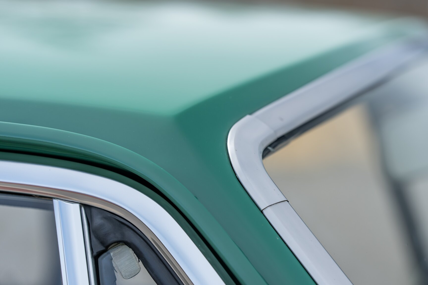 Exterior image of 1973 Volvo 144