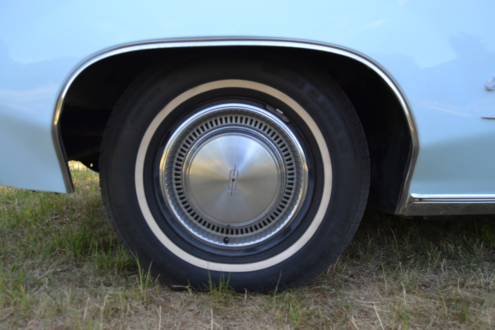 Exterior image of 1970 Oldsmobile Ninety eight Convertible (12)