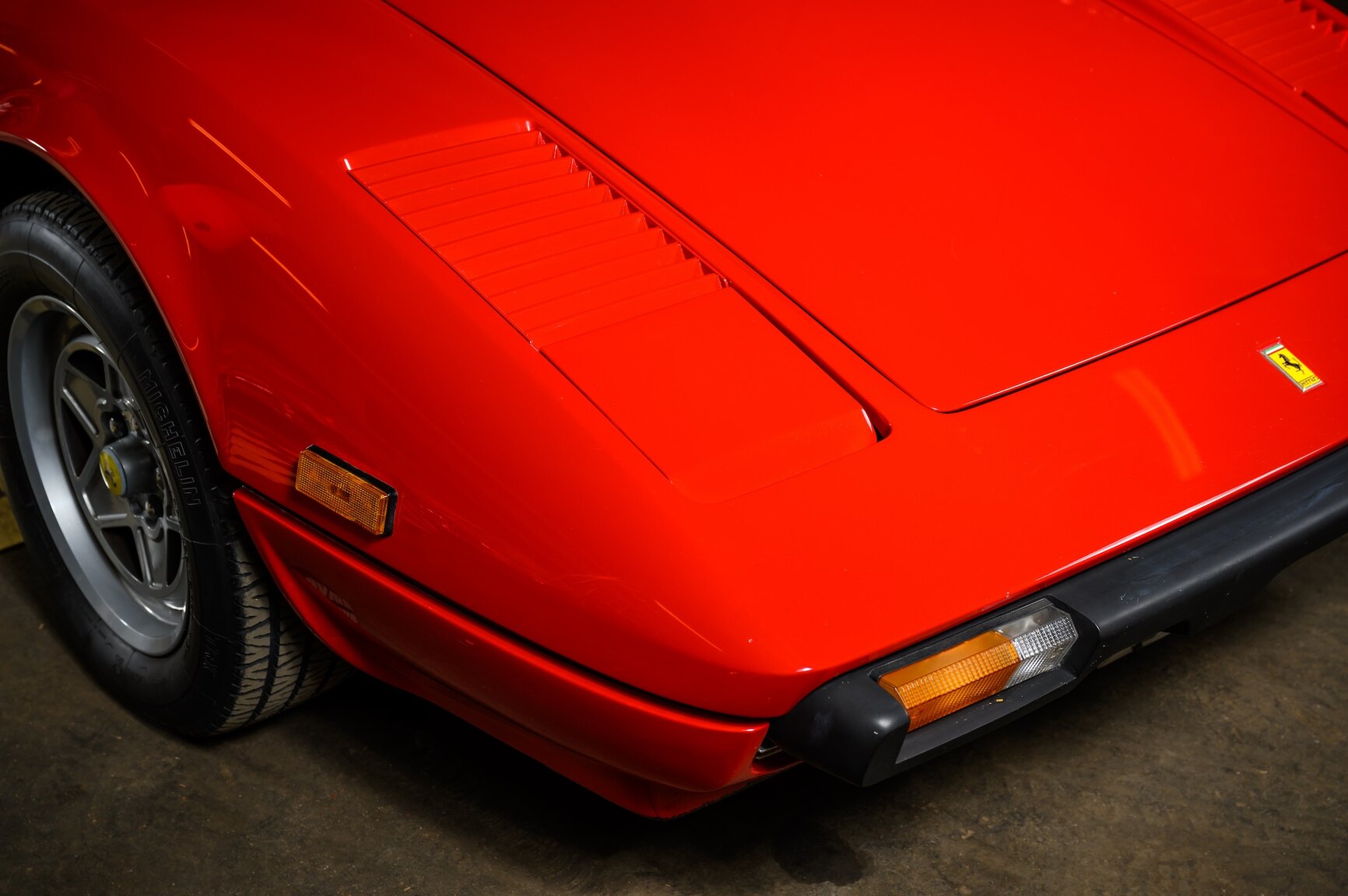 Exteriörbild på 1982 Ferrari 308 GTSI