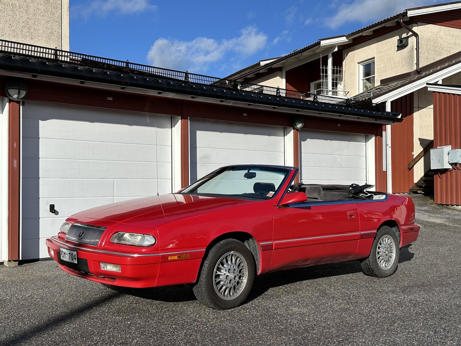 Exterior image of 1995 Chrysler LeBaron