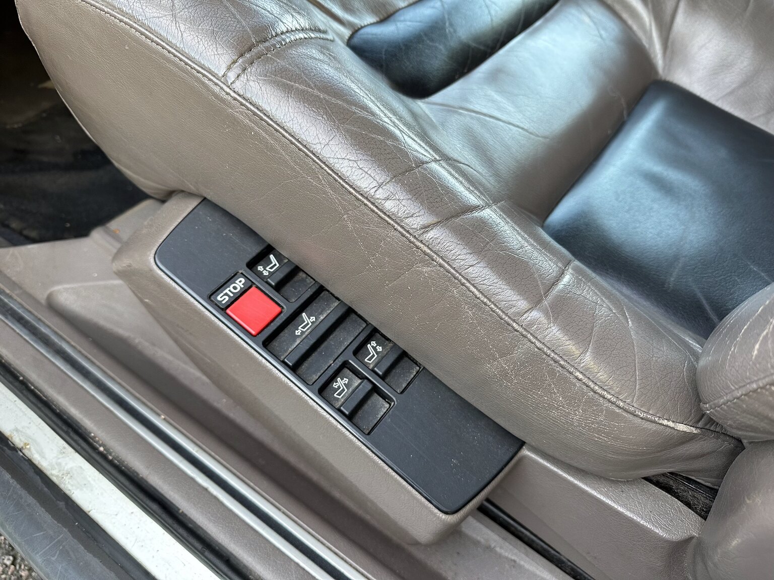 Innenraumfoto von 1987 Volvo 780 Bertone