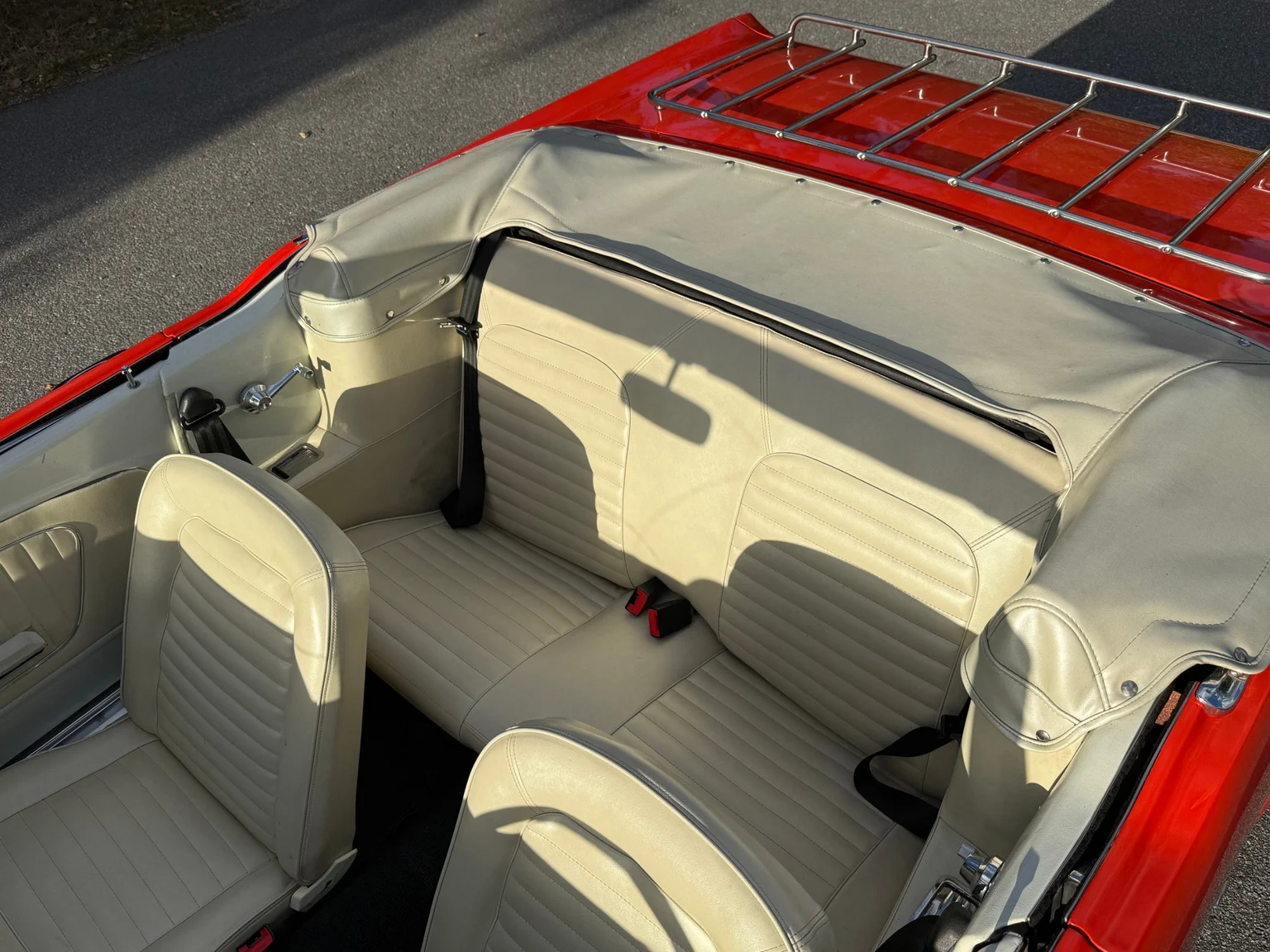 Interiörbild 1965 Ford Mustang Cabriolet (37)