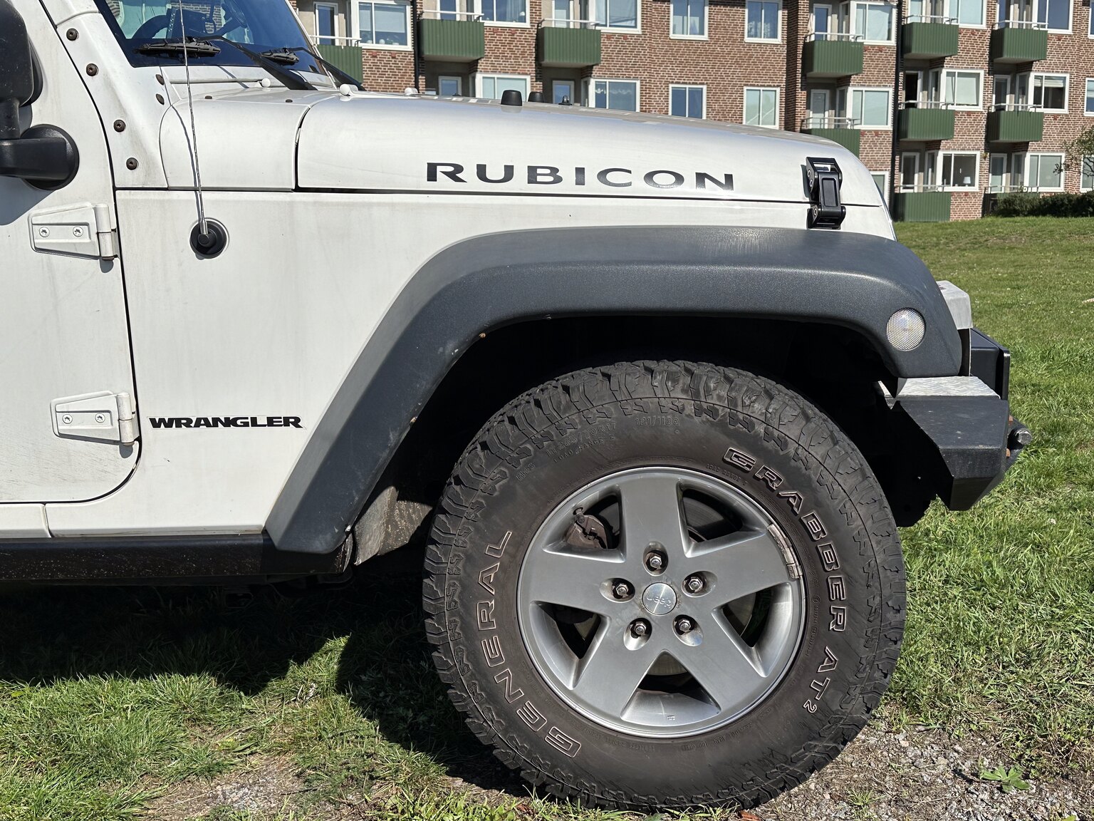 Exterior image of 2010 Jeep Wrangler Rubicon (46)