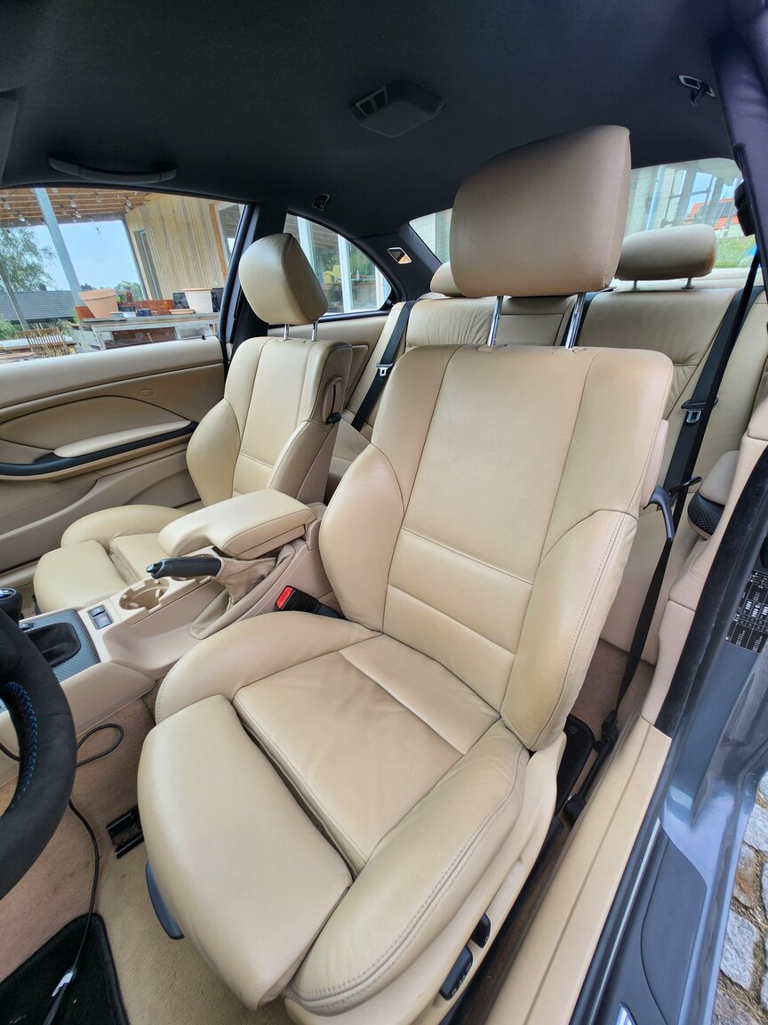 Interiörbild 2002  BMW 330Ci 