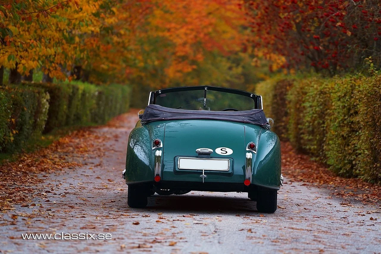 Bild på 1954 Jaguar XK120 (1)