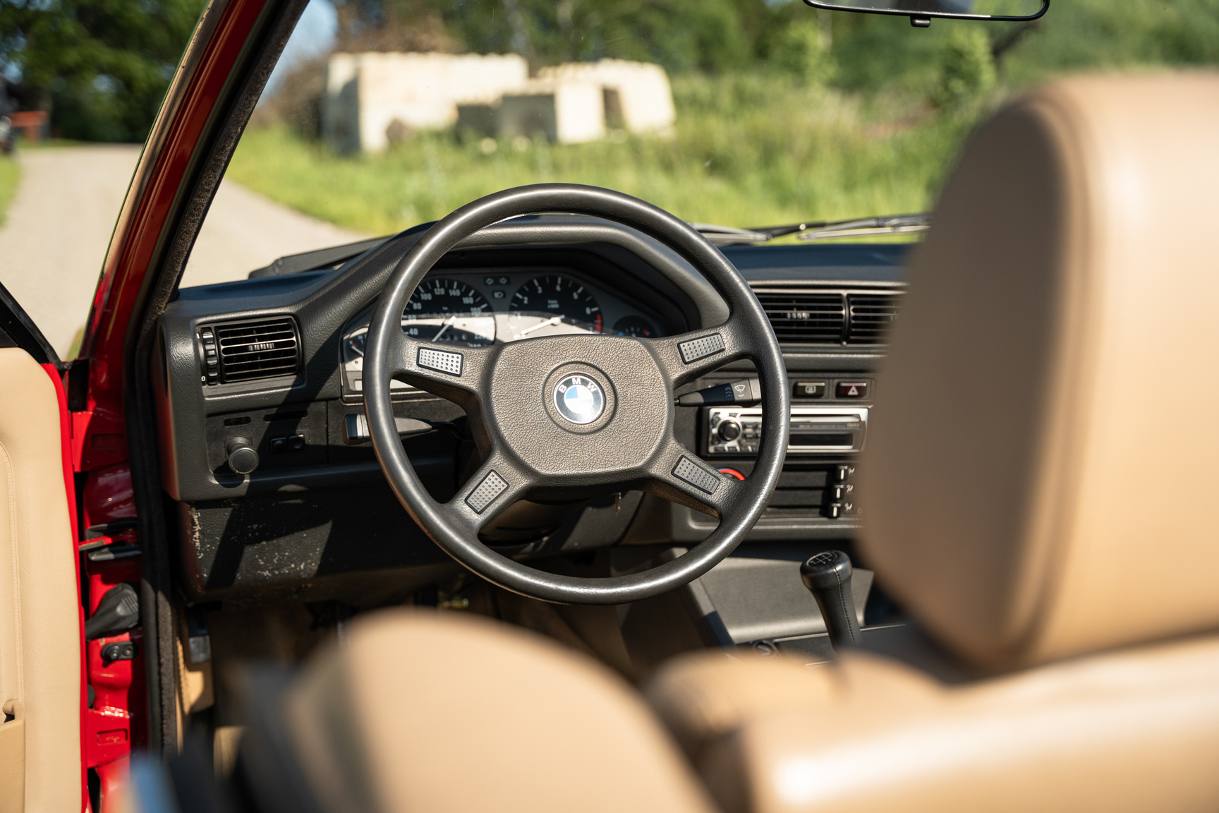 Interior image of 1988 BMW 325 Cabriolet (E30)