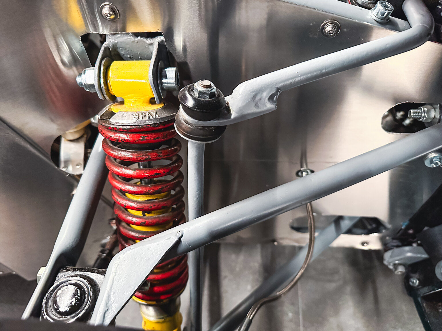 Image of 1965 Ginetta G Racer mechanics