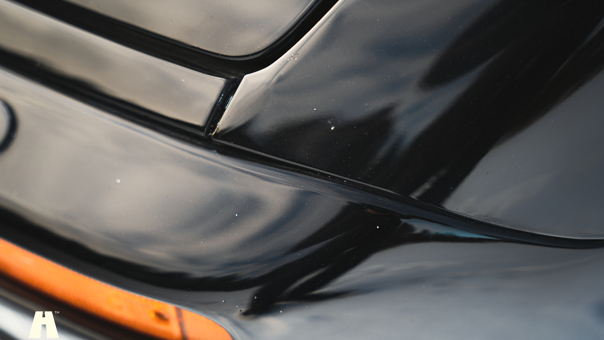 Exterior image of 1990 Porsche 944 S2 (69)