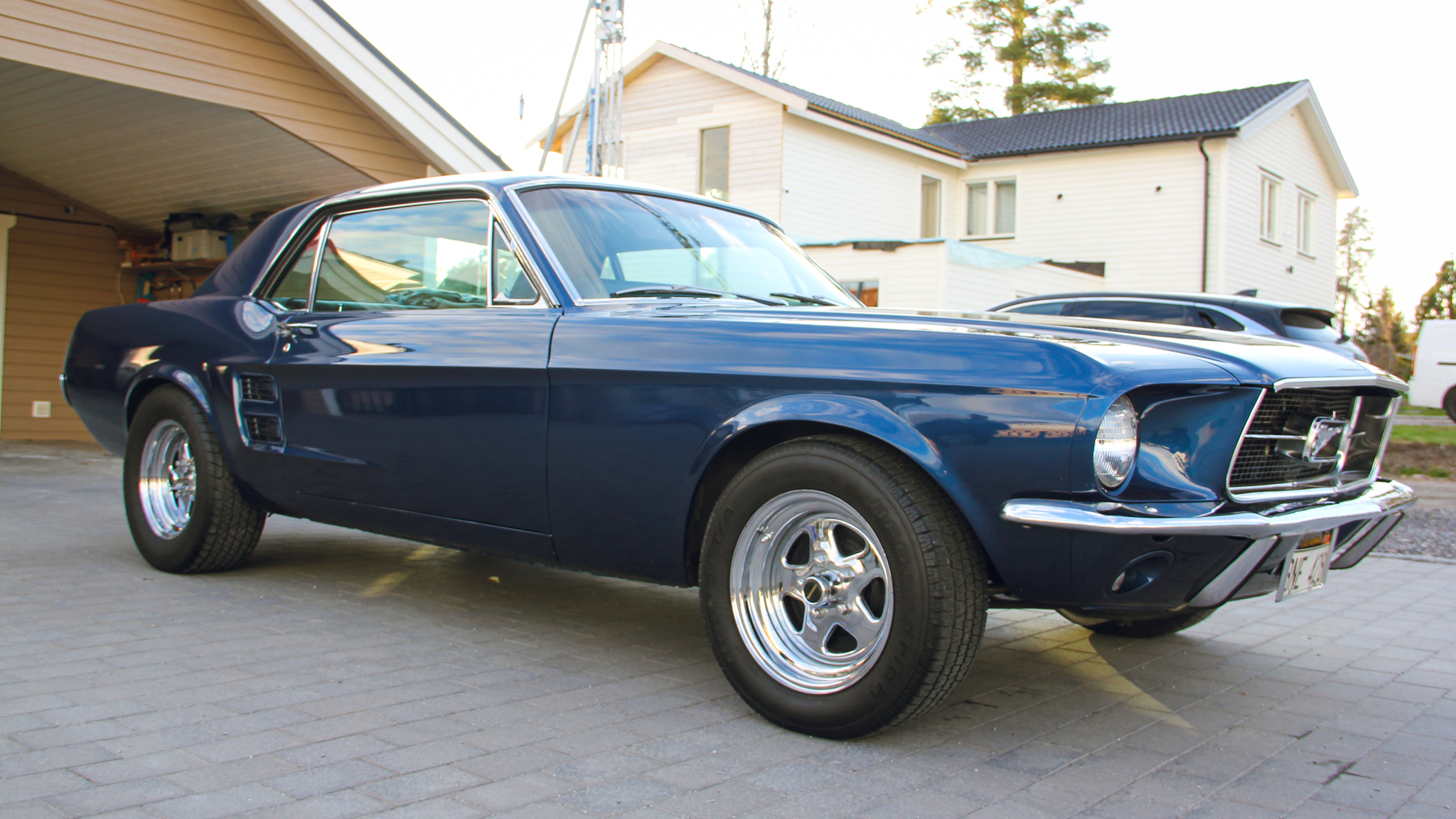 Exteriörbild på 1967 Ford Mustang 305ci HT (2)