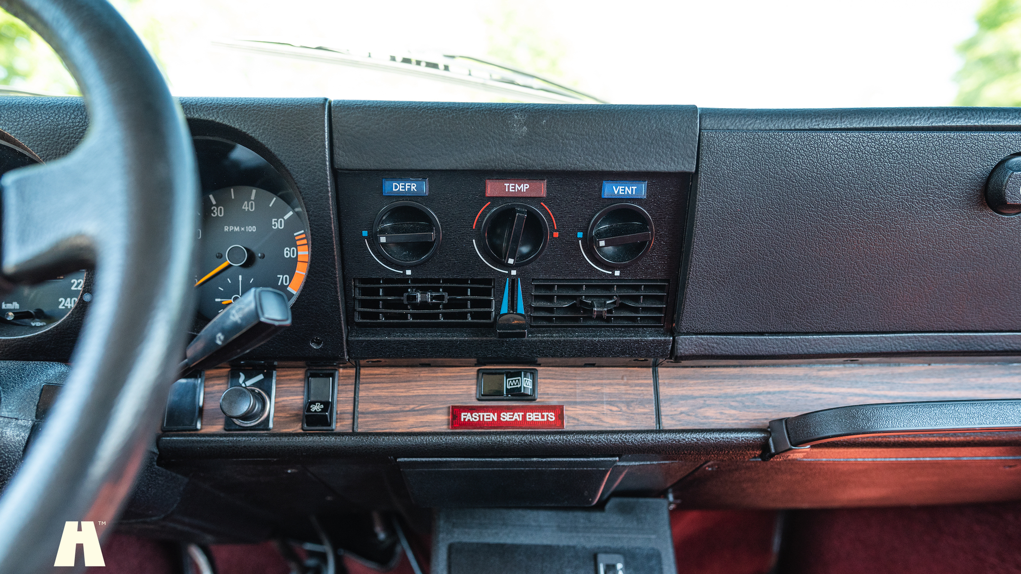 Interior image of 1980 Saab 99 Turbo unikum