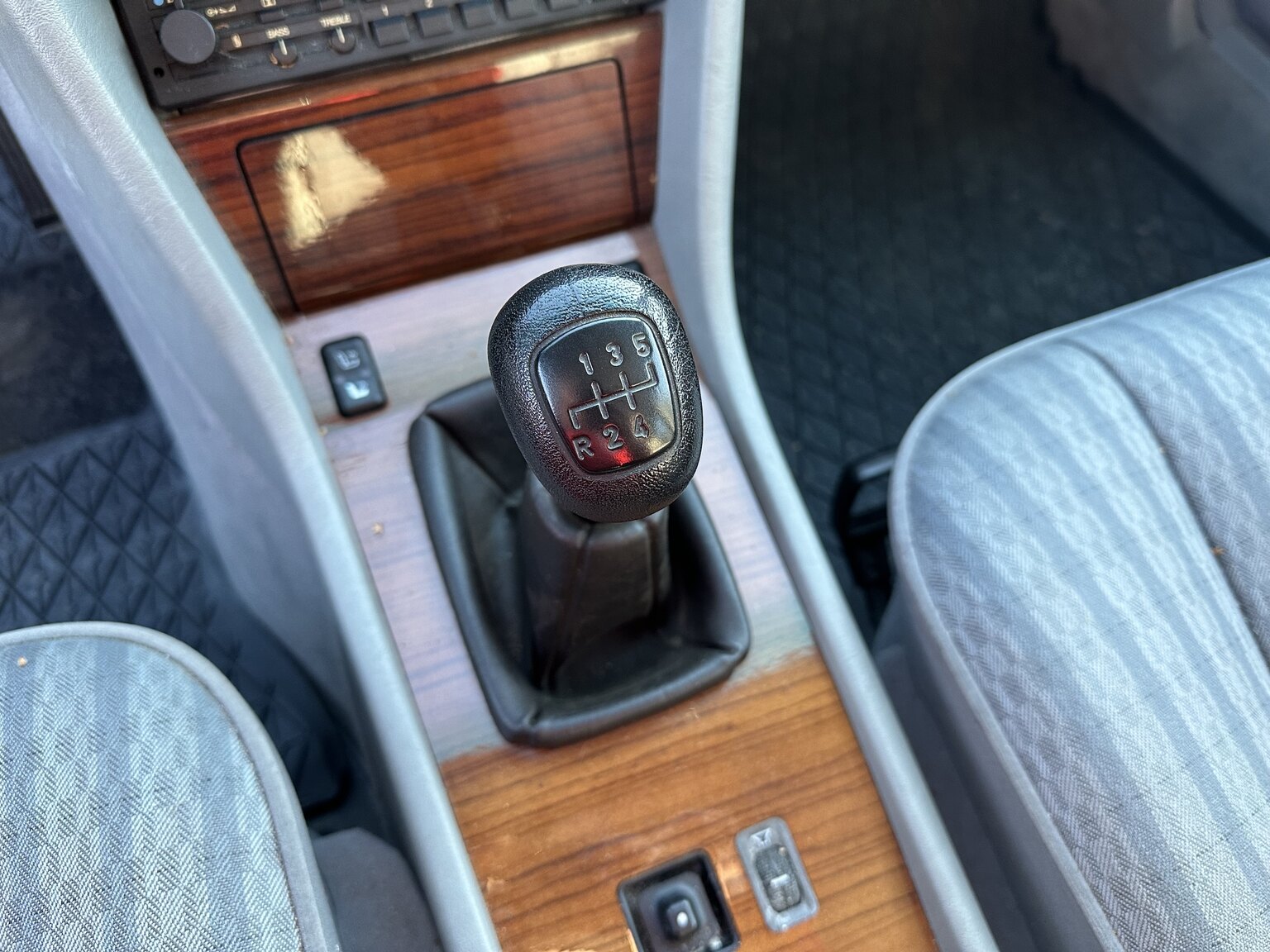 Interiörbild 1991 Mercedes-Benz 230 E 