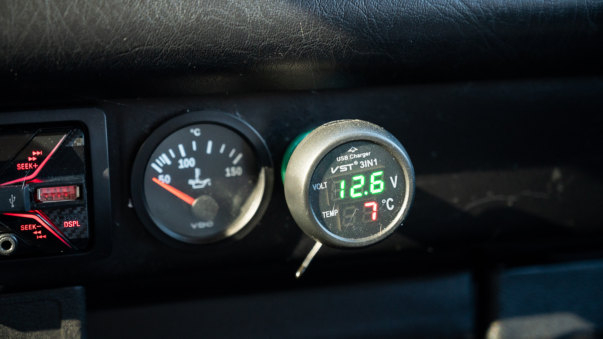 Interior image of 1992 Volkswagen T3 Kombi Syncro 16" Westfalia