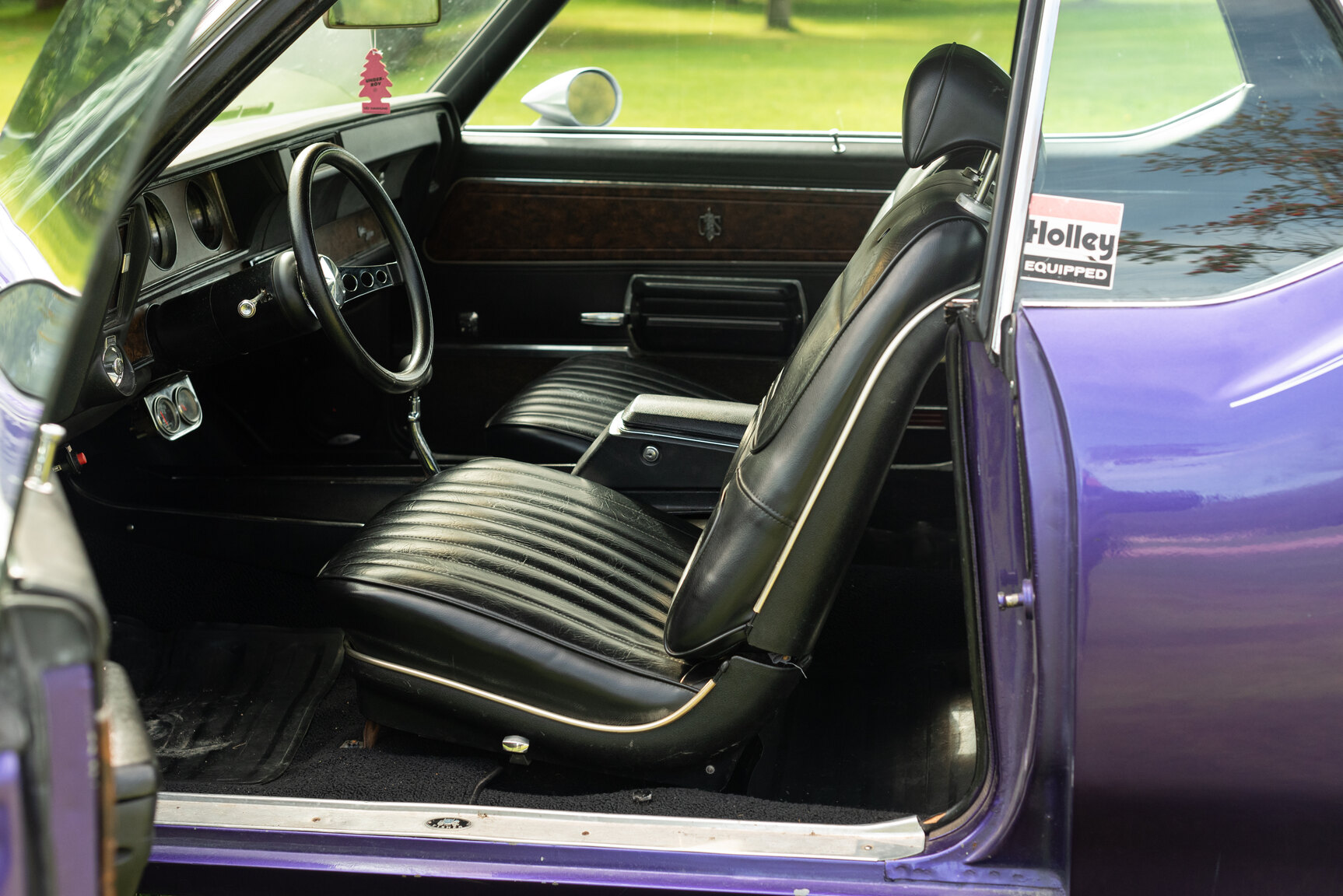 Interior image of 1970 Oldsmobile Cutlass