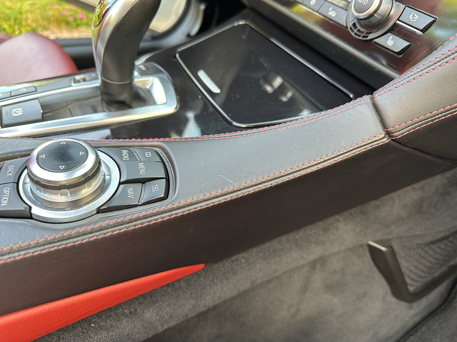 Interiörbild 2011 BMW 650i Cabriolet