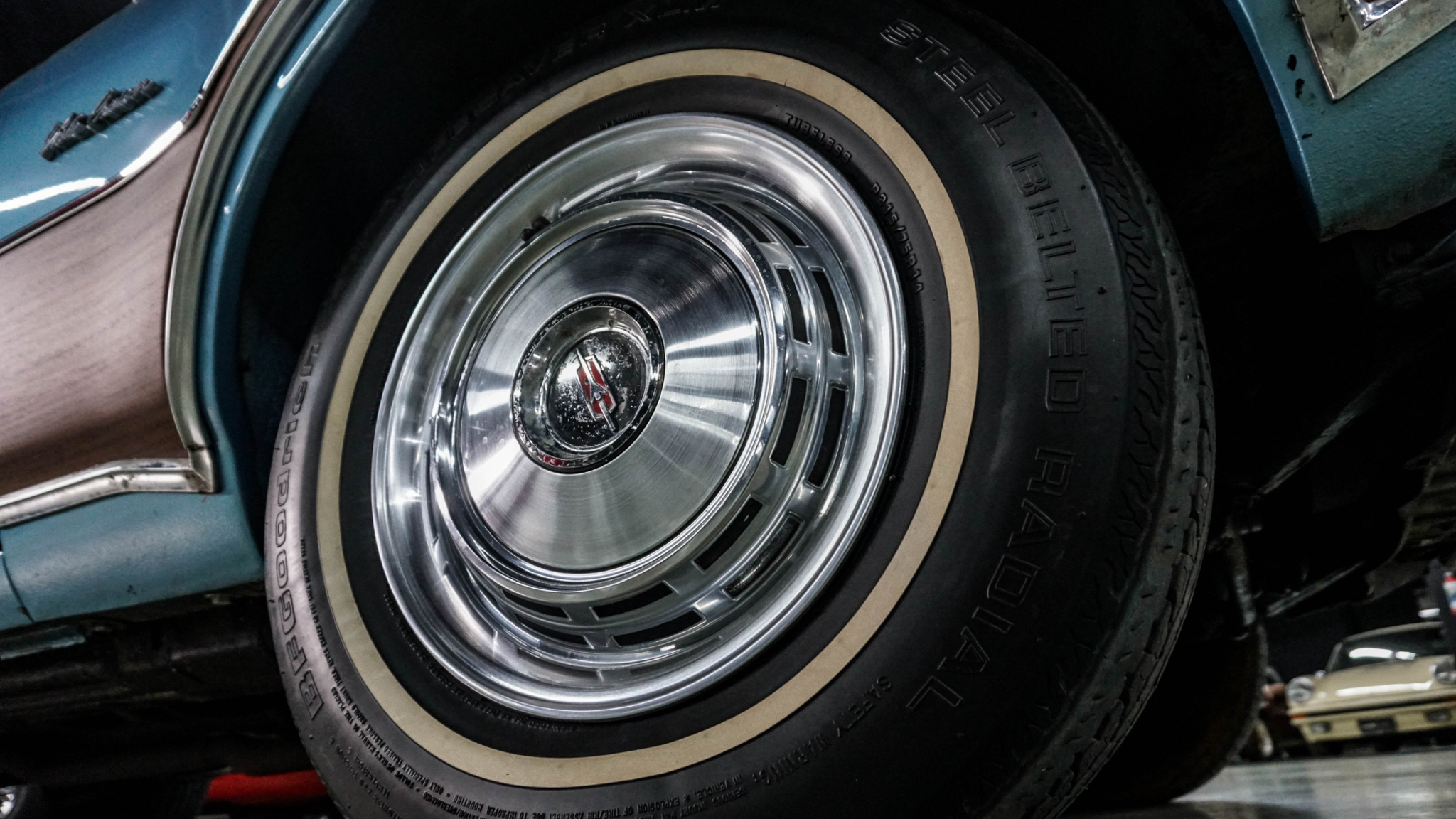 Exterior image of 1968 Oldsmobile Vista Cruiser
