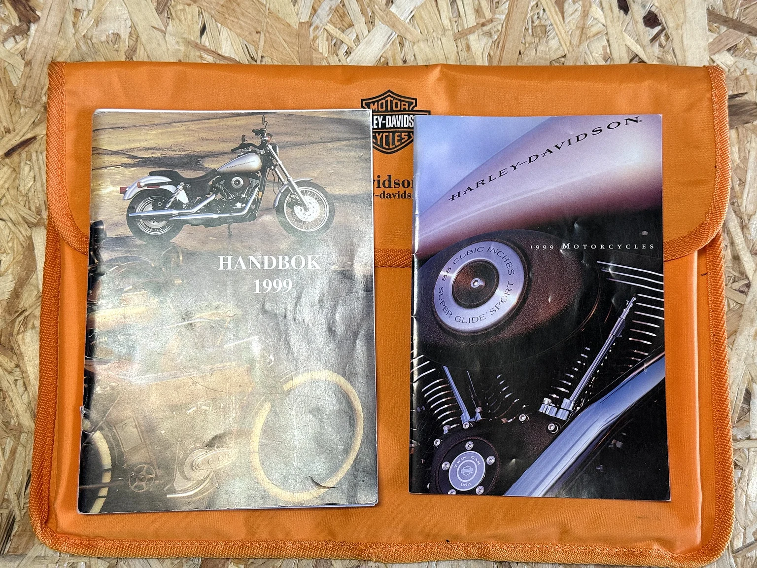 Dokumentation, 1999 Harley-Davidson Fxst Softail (2)