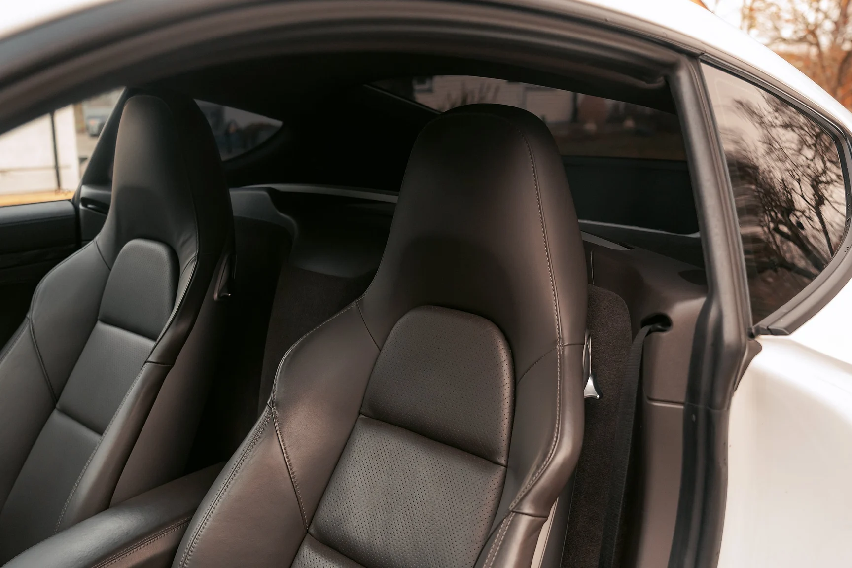 Interiörbild 2017 Porsche 718 Cayman S (11)