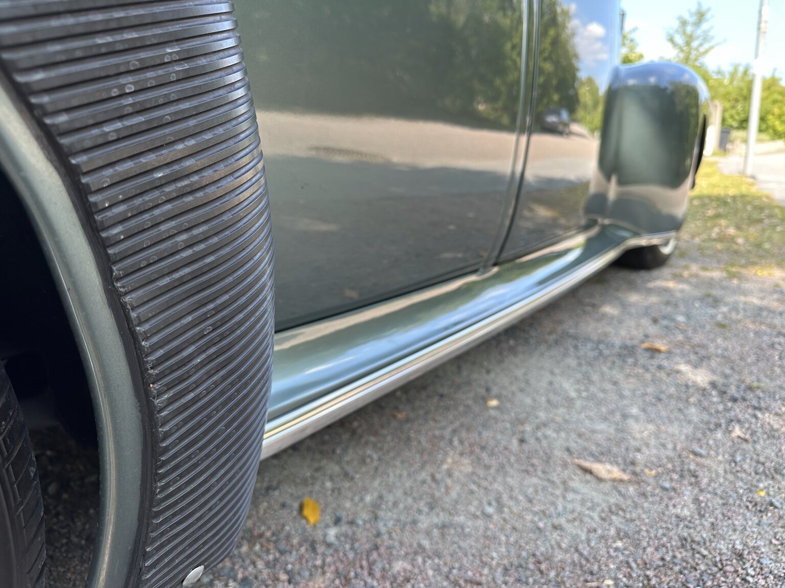 Exterior image of Buick Sedan Special 8