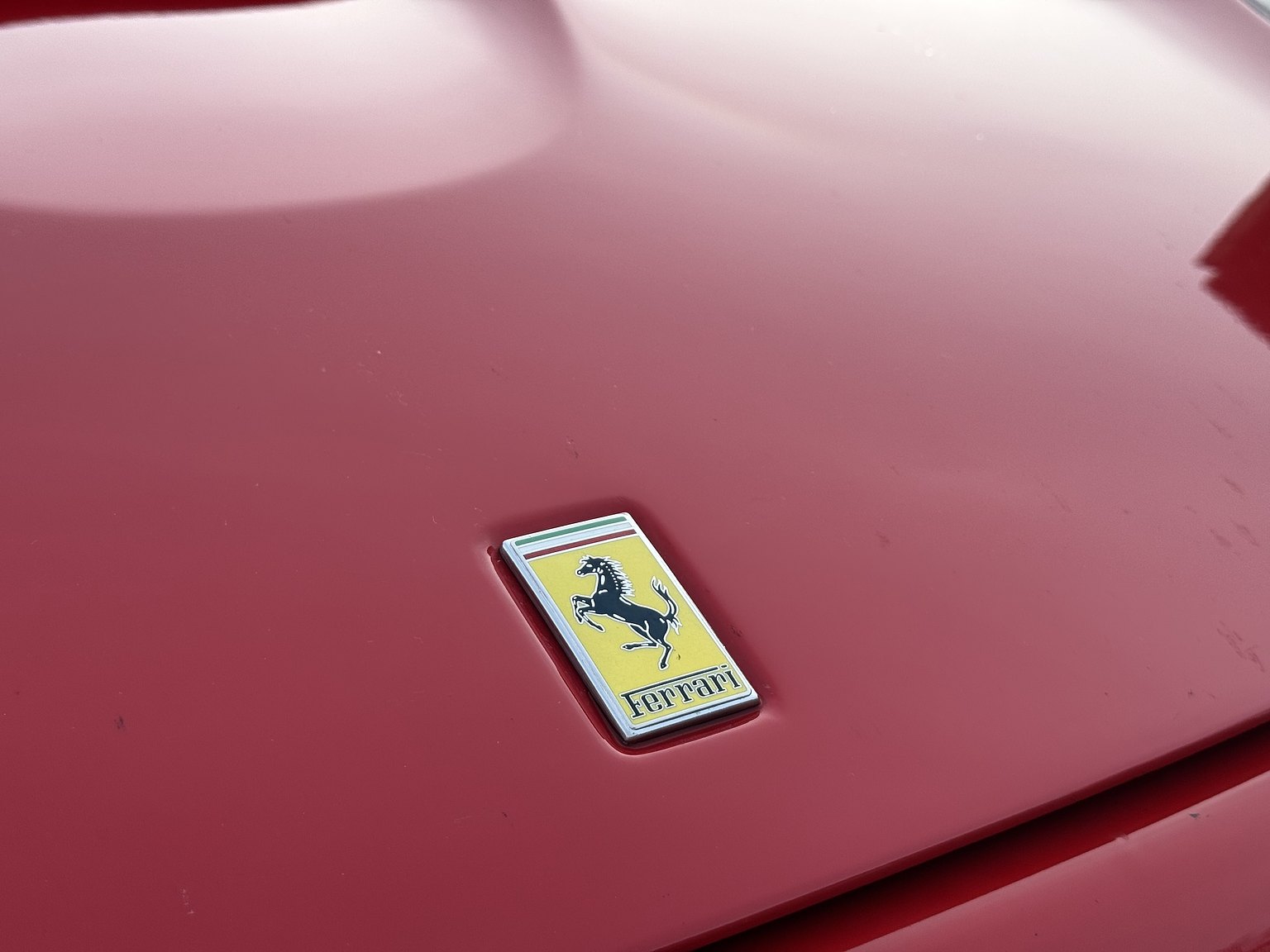 Exteriörbild på 2003 Ferrari 575M Maranello