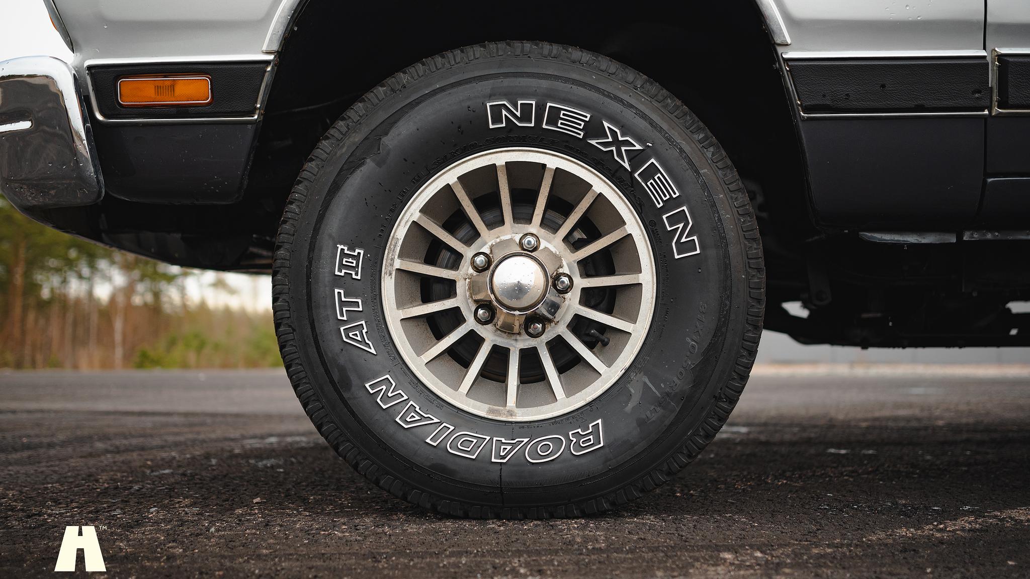 Exterior image of 1986 Dodge Ramcharger