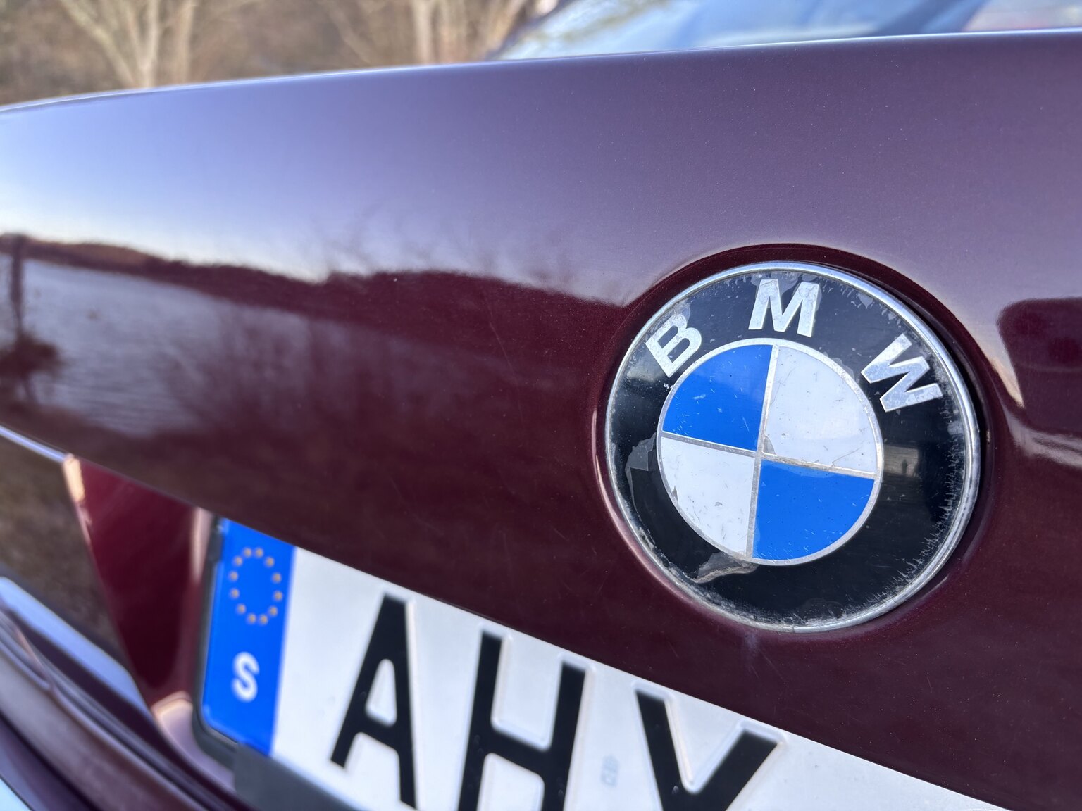 Exterior image of 1996 BMW 728iA