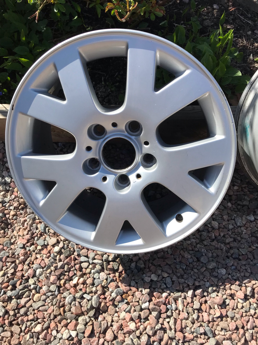 Exteriörbild på 2001 BMW E46 325 Cabriolet