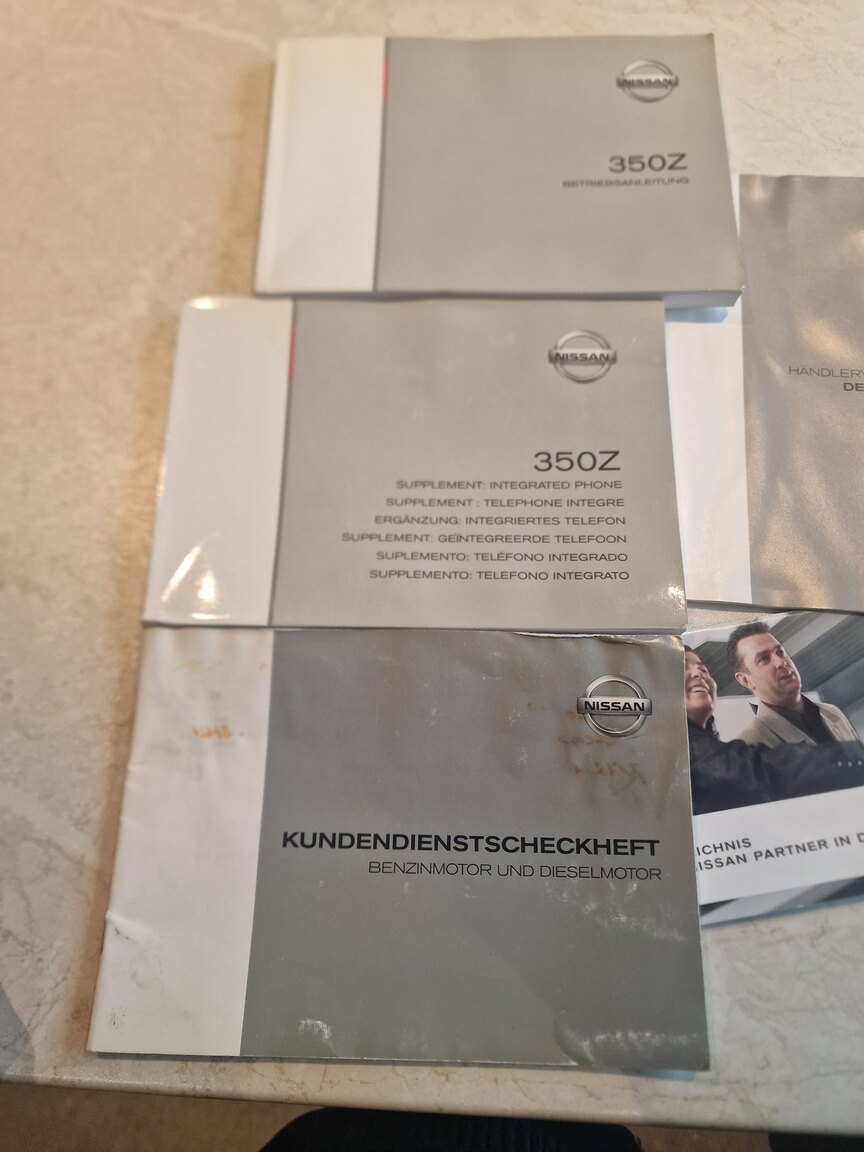 Documentation for 2004 Nissan 350Z