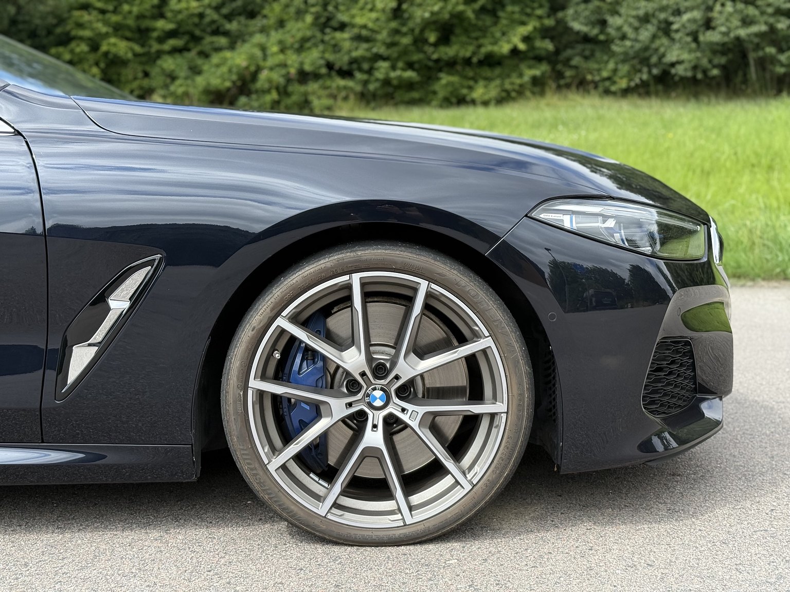 Exterior image of 2019 BMW M850i xDrive Convertible Steptronic