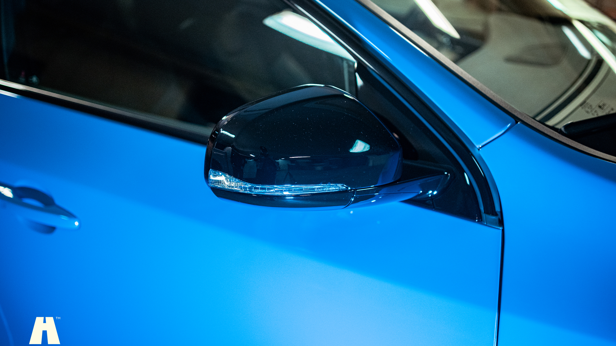 Exterior image of 2017 Volvo V60 Polestar T6