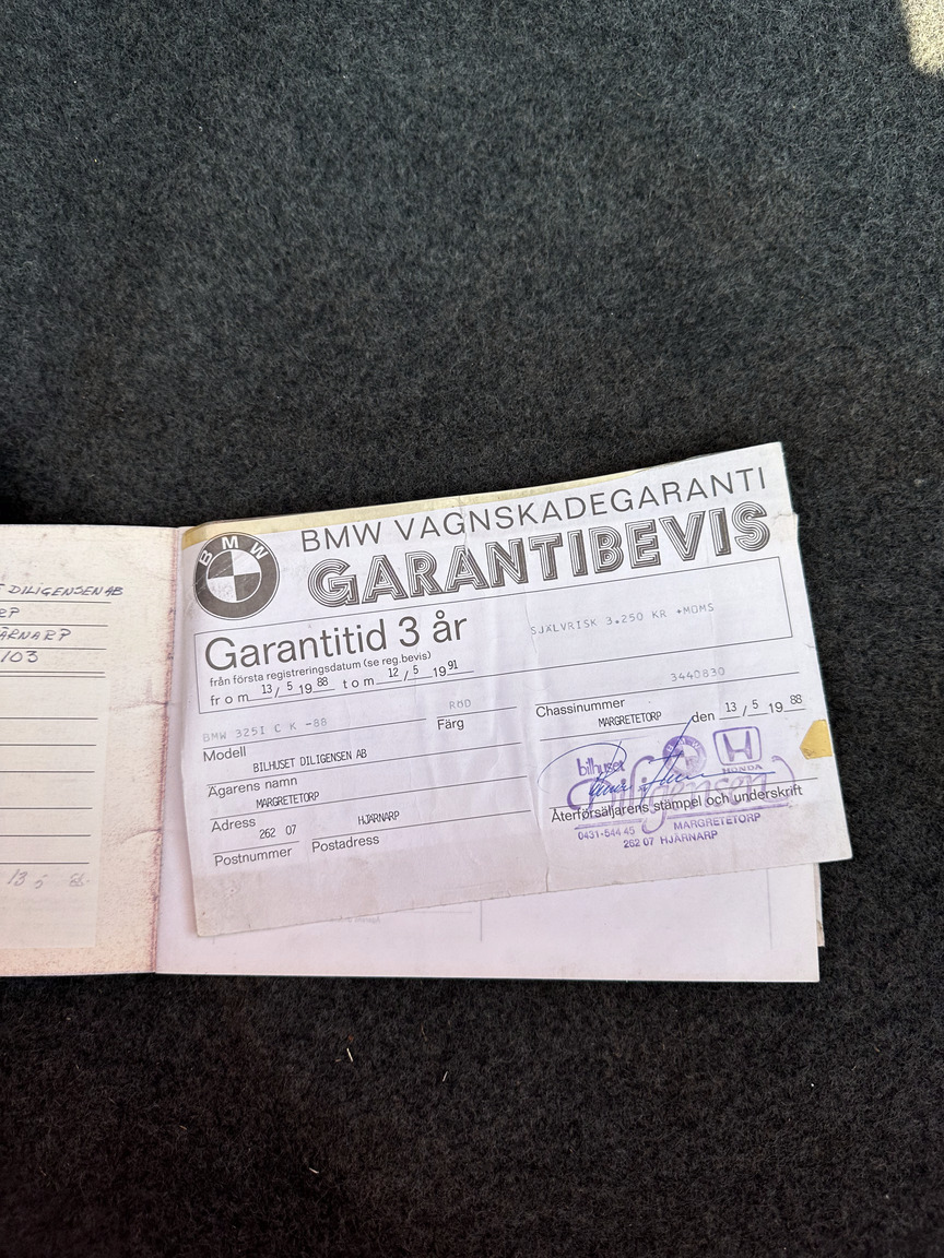 Documentation for 1988 BMW 325 Cabriolet (E30)