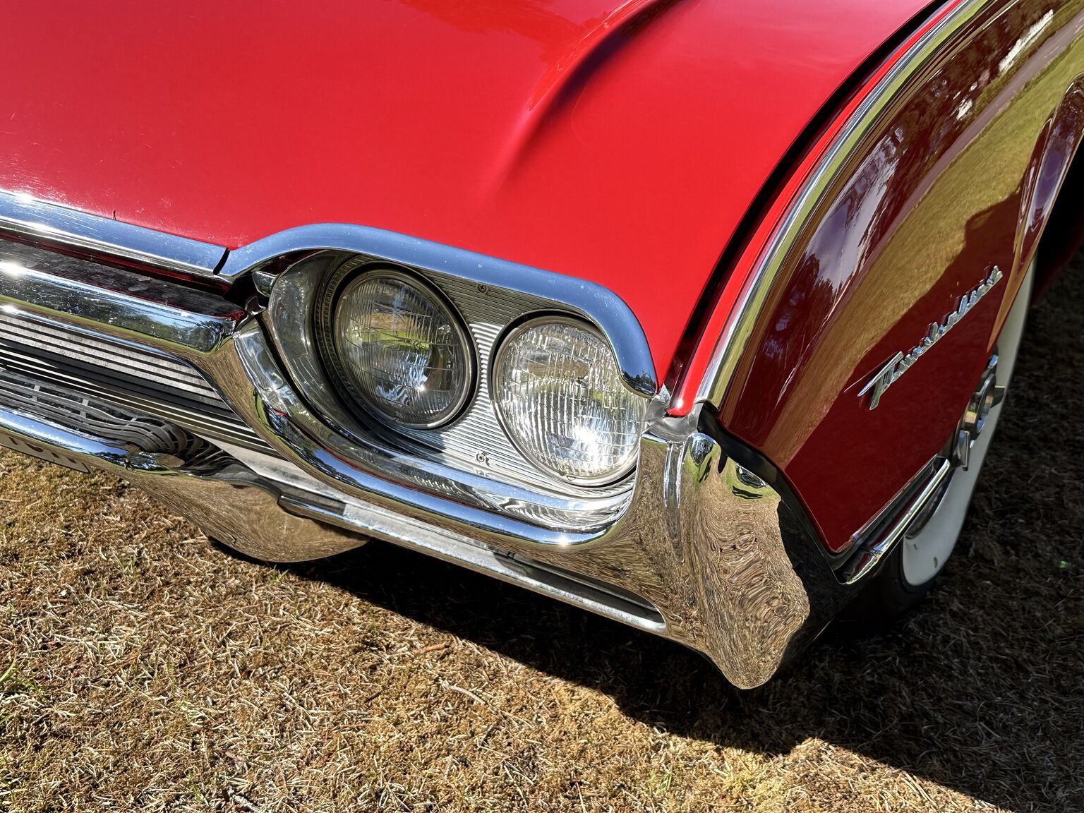 Exteriörbild på 1961 Ford Thunderbird Convertible