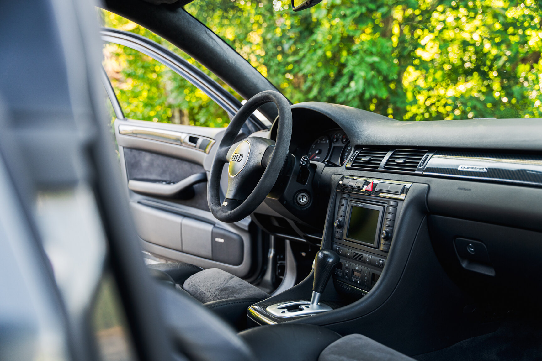 Interior image of 2003  Audi RS6 C5